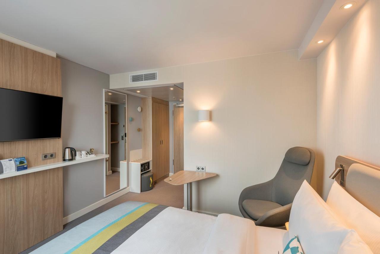 Holiday Inn Express - Frankfurt City - Westend, An Ihg Hotel Frankfurt am Main Exterior photo
